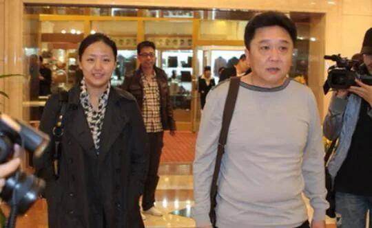 于谦的媳妇:看到于谦的老婆的照片，终于知道为什么郭德纲总爱占嫂子的便宜了