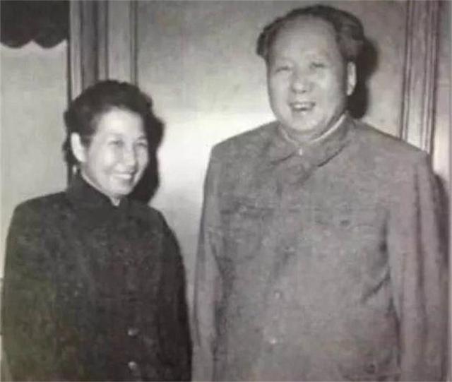 传奇女性曾志遗嘱：存款捐家乡，不进八宝山，骨灰撒在井冈山