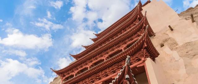 莫高窟余秋雨原文（余秋雨莫高窟主要内容）