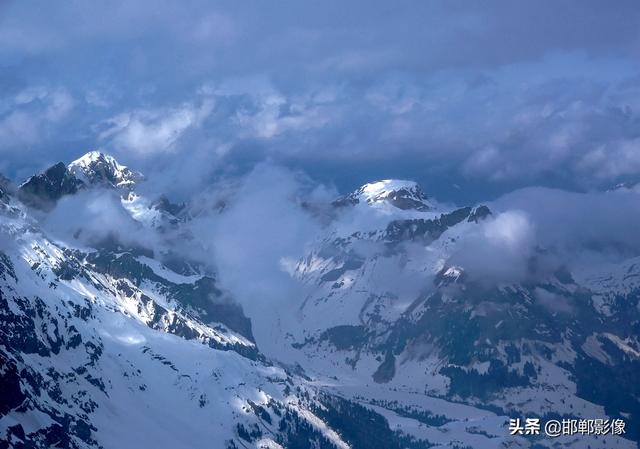 阿尔卑斯山在哪儿