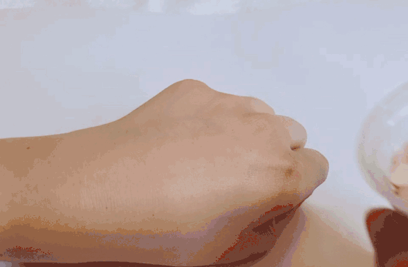 约会霜和身体乳一样吗 约会霜和身体乳一样吗