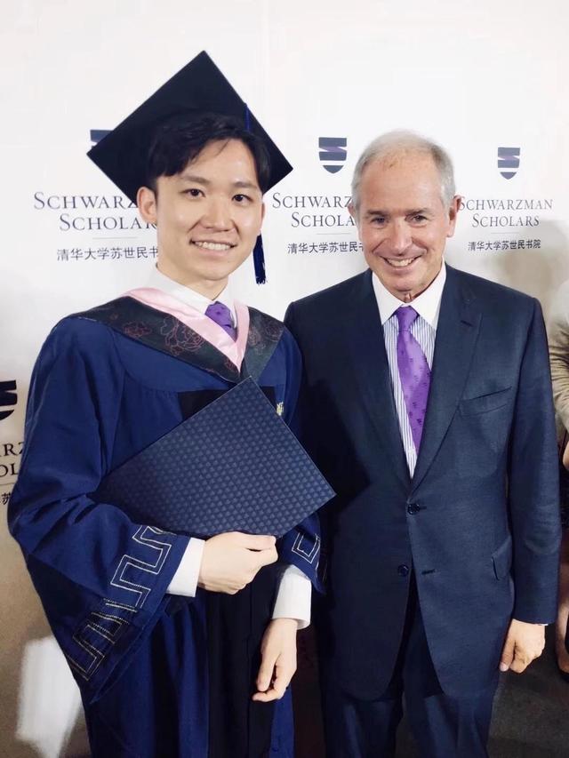 安徽小伙，清华毕业，放弃500万年薪，辞职做网红，获六千万投资