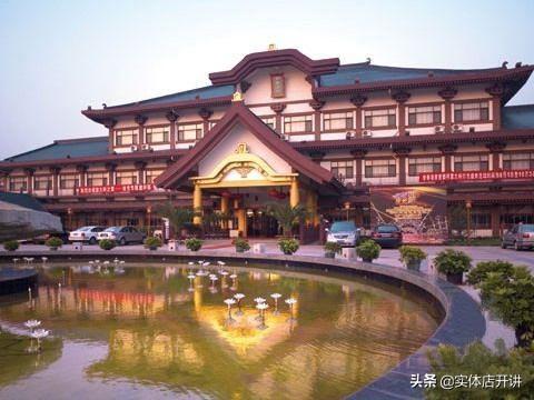 200亿接盘恒大物业？地产大鳄再次浮出水面，曾吞下三处万达产业