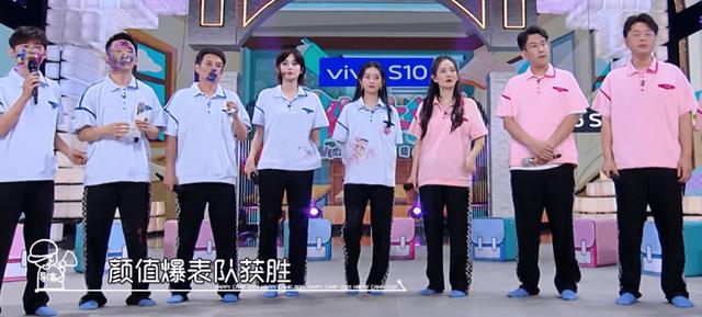 谢娜回归反而赶客？《快本》收视高峰不在她，一开口七成观众换台