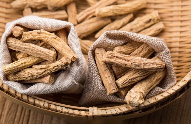 这个药方只有5味药，专调脾胃虚寒