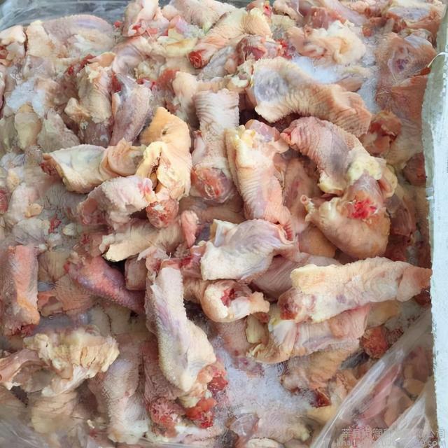 吃鸡肉有什么好处？鸡身上“比较脏”的3个器官，尽量少吃