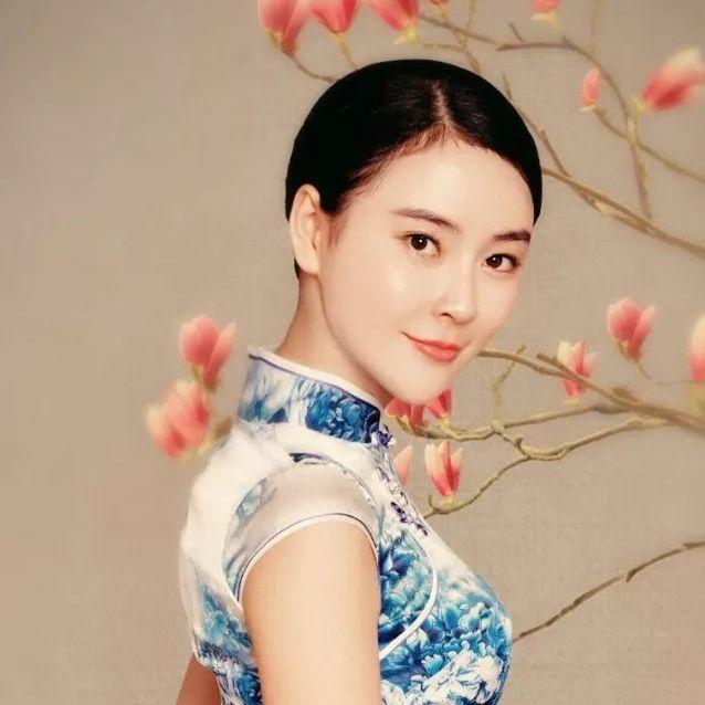透明的三点水