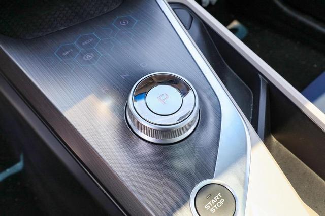 补贴后低至11.87万，续航增至600km，轴距2米7，几何A Pro值不值？