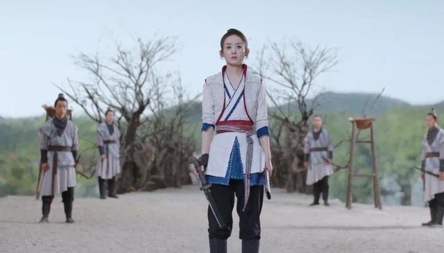 段九娘:《有翡》大结局惨淡收官，赵丽颖全程不走心，王一博借光上位失败