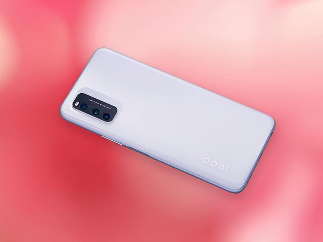 双十一好物星推荐第三弹——品牌中端机盘点2000-2500元篇（下）