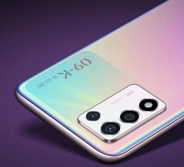 搭载骁龙778G最便宜的5G手机，8+128G才1699，性价比很高