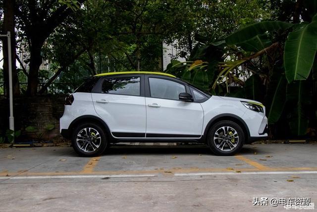 售价5.88万起，续航322km，几何EX3 功夫牛正式上市