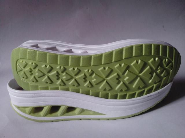 浙江温州的新首富，不做皮革厂不卖鞋，却一年入账435.5亿