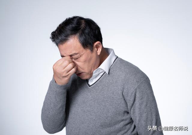 82岁老人突然病重住院，竟是盐吃少了！低盐饮食真的健康吗？