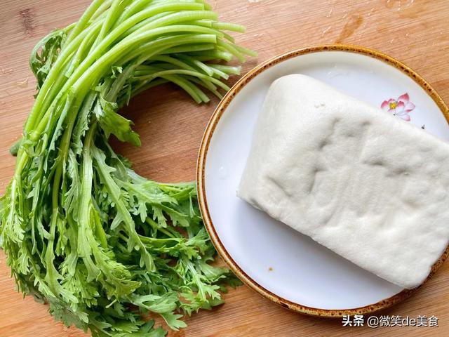 它富含优质蛋白质，钙含量是牛奶的3倍，好吃不胖营养高，身体棒