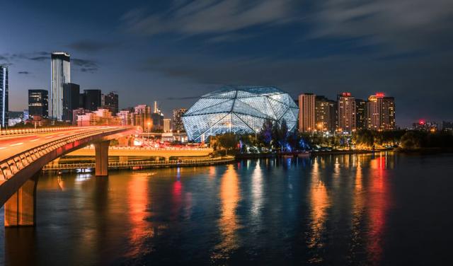 辽宁沈阳首富：穷小子白手起家，成功后积极做慈善，身家510亿