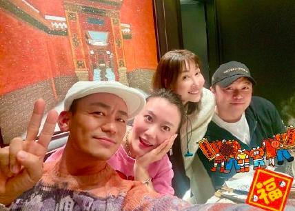 陈思成佟丽娅分手:佟丽娅陈思诚官宣离婚！两人早在去年就已分开，2月还曾合体露面