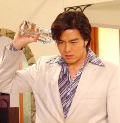 刘至翰:《再见阿郎》主演欠债千万！前妻替他还钱，却目睹他和女人搞暧昧