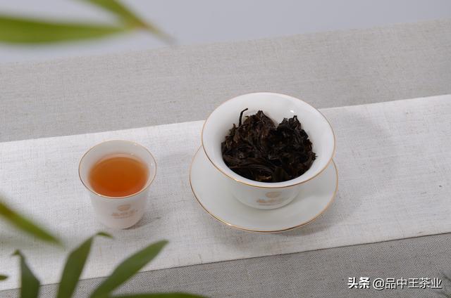 睡眠不好的人适合喝什么茶？