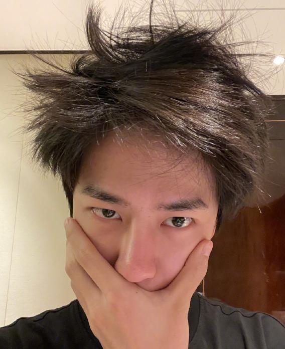 「非常重要」王一博简历 资料个人资料(王一博简历简介)