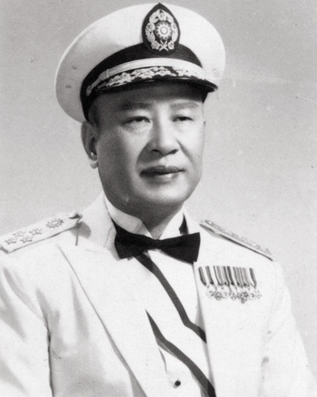 1966年白崇禧被发现死在家中，浑身发紫，照顾他的护士消失不见