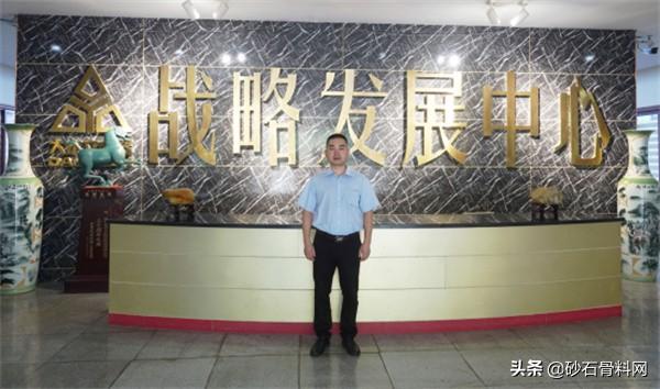 破碎机营销方案_立式复合破碎机工作原理