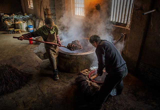 从乡下小作坊到全球最大方便面厂商，康师傅是如何崛起的？