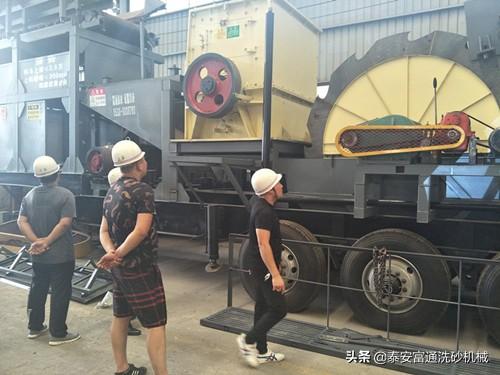 小型流动柴油机制砂机的简单介绍
