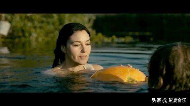 史密斯文森:莫妮卡·贝鲁奇十大性感影片，惊艳程度不输《西西里的美丽传说》