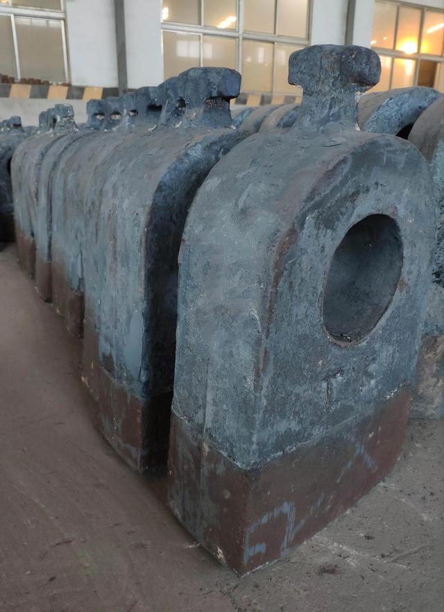 出售破碎机高铬锤头生产厂商