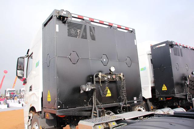 交付上千辆！红岩杰狮H6纯电动重卡 3分钟换电，动力不输柴油机