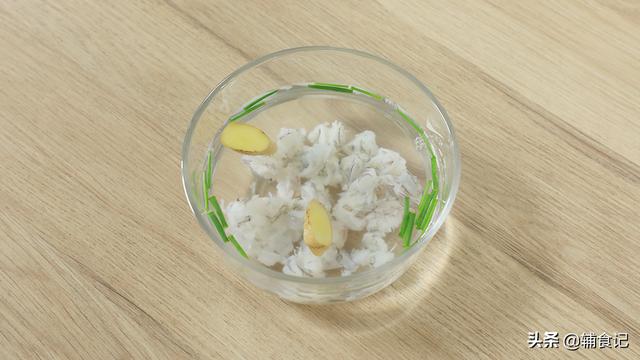 宝宝突然变得不爱吃饭？辅食这样变，宝宝每餐吃光光