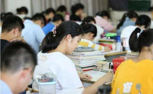 猿辅导转型成为“猿服岛”？卖起成人羽绒服，K12教育的转型之路