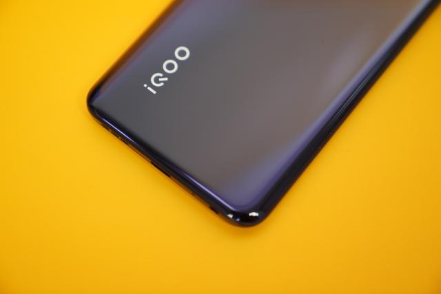 iqooz3 深度评测（iqooz3 值得买吗）(16)