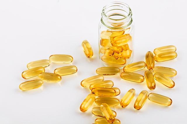 每晚睡前，坚持吃一粒维生素E，久而久之，身体会有啥收获呢？