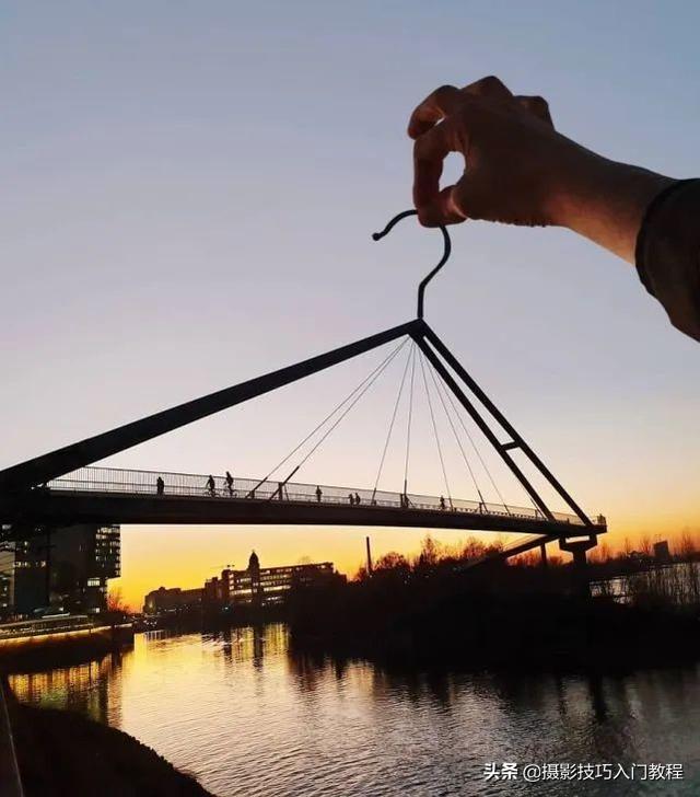 错位摄影不是简单的一前一后!5个拍照技巧让照片既有创意又有趣