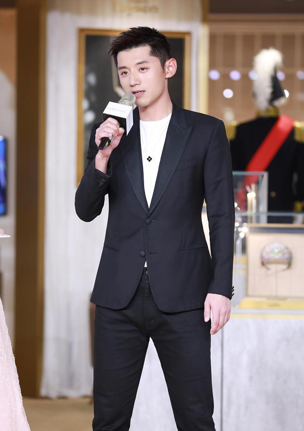 张继科的照片(张继科的照片大全)-星座梦城