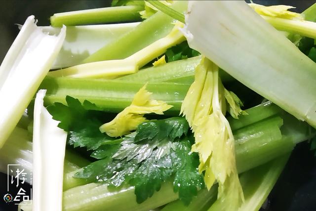鱼鳞火锅底料怎么炒