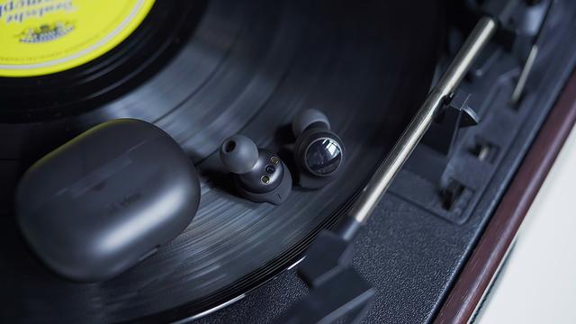 近期入门耳机鉴赏：低价高质量的真无线耳机存在吗？