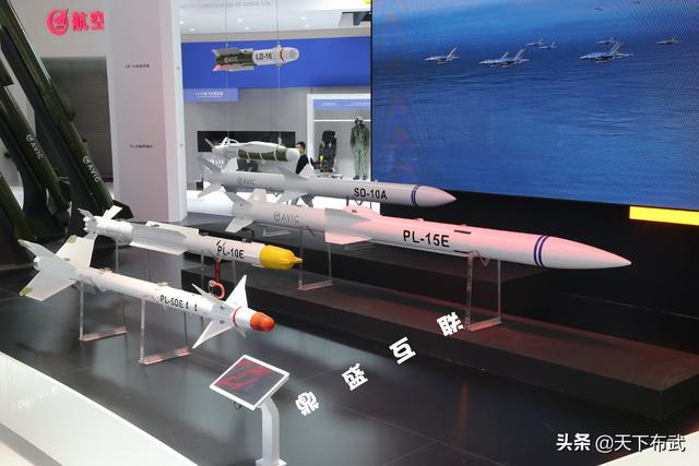 珠海航展正式开始，轰-20虽未现身，但依然遍地“黑科技”