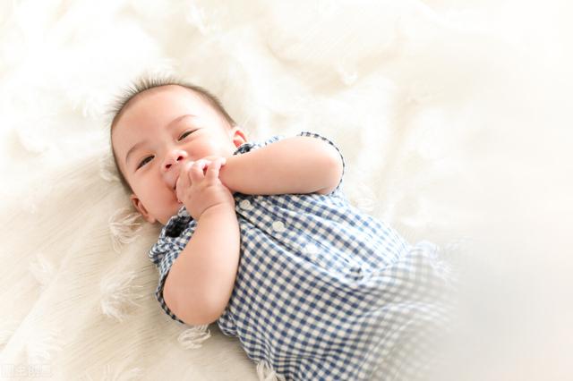 孩子，你生在中国，是我和你妈妈给你最好的礼物