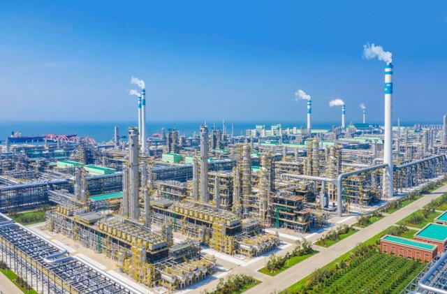 江浙沪的第一私企恒力，比阿里多入账1856亿，石油业务力压中石化