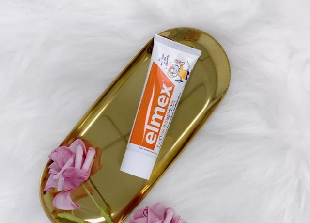 牙医：别给孩子买这种牙膏，刷不干净还浪费钱，选牙膏注意这3点