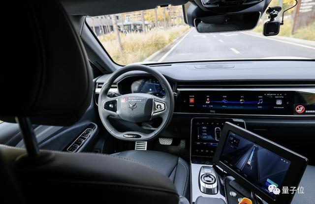 中国已有40万人次坐过Apollo无人车 但百度还是嫌太少