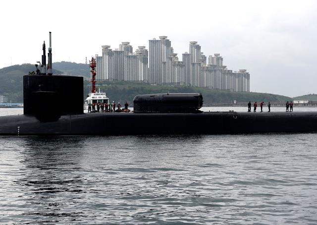 乱套了！法国与美国撕破脸，美国要为澳大利亚建造核潜艇