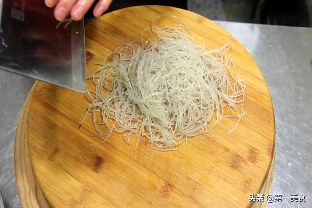 肉末豆芽炒粉條怎麼做好吃？大廚教你家常做法，不坨不粘下飯快 健身 第6张