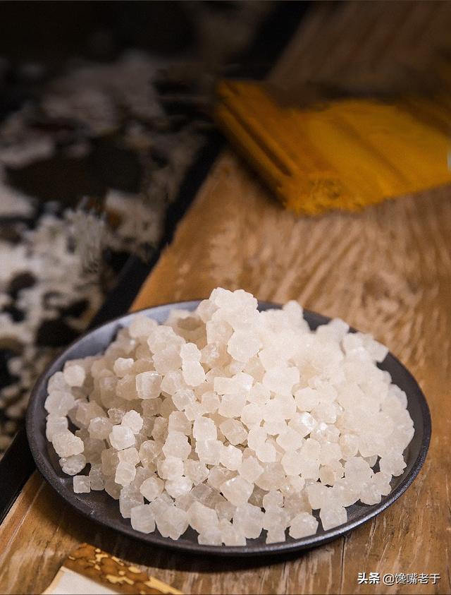 食用盐，该吃海盐还是精盐？二者区别很大，搞懂了再吃有助于健康