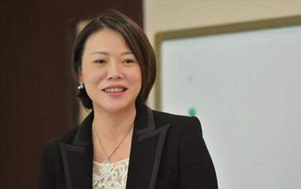 80後企業家五次登頂中國 女首富 身家2150億 是王健林的兩倍 中國熱點