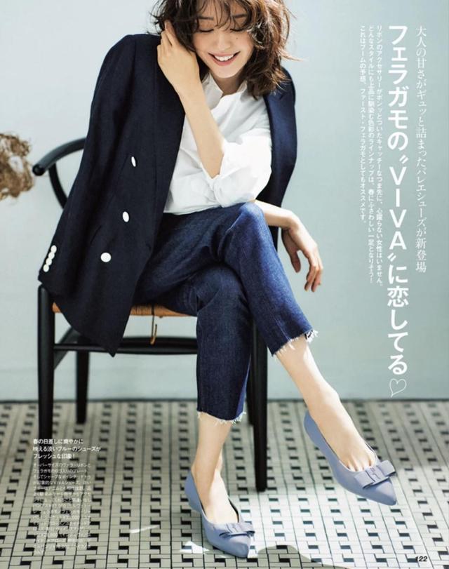 休闲西装配什么鞋子（休闲西装怎么搭配）