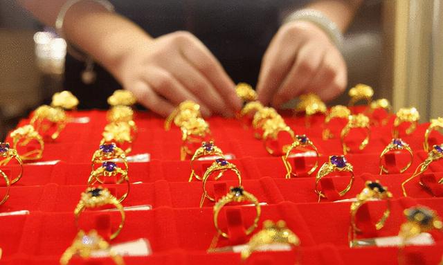 金店黄金价格今天多少一克(2021年9月10日)